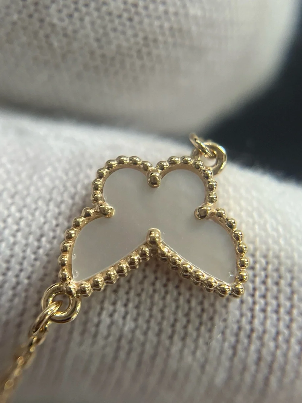 Van Cleef & Arpels Sweet Butterflies bracelet - Picture 8 of 10